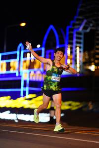 BIB: 42461
                            <button type="button" onclick="openModal(22832854)" class="btn btn-primary btn-sm float-right btn-popup" data-toggle="modal" data-target=".modal-high-quality">
                        <i class="fas fa-shopping-cart"></i> Add to Cart
                    </button>
                                            <button type="button" onclick="isThisMe(22832854, true)" class="btn btn-success btn-sm float-right btn-popup btn-isme hidden" data-toggle="tooltip" data-placement="bottom" title="นี่คือรูปของคุณใช่ไหม คลิกที่นี่เพื่อเอาเข้าอัลบั้ม">
                        <i class="fas fa-plus"></i> Add to album
                    </button>
                    <button type="button" onclick="isThisMe(22832854, false)" class="btn btn-warning btn-sm float-right btn-popup btn-isnotme hidden">
                        <i class="fas fa-ban"></i> Remove from album
                    </button>